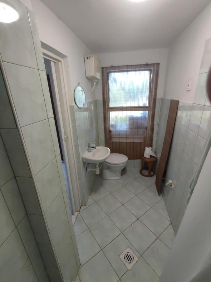 Sárga311 Üdülőház Szeged Exterior foto